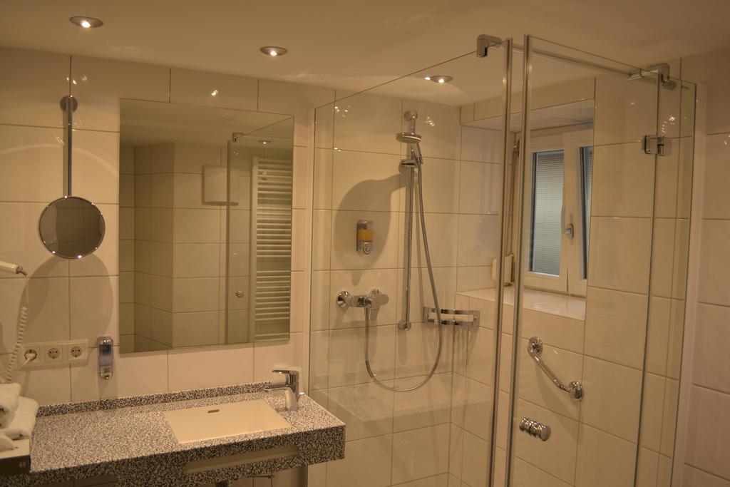Hotel Hospiz Tubinga Esterno foto