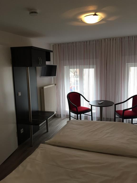 Hotel Hospiz Tubinga Esterno foto