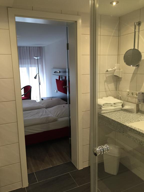 Hotel Hospiz Tubinga Esterno foto