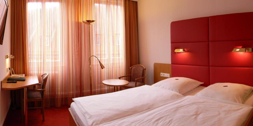 Hotel Hospiz Tubinga Camera foto